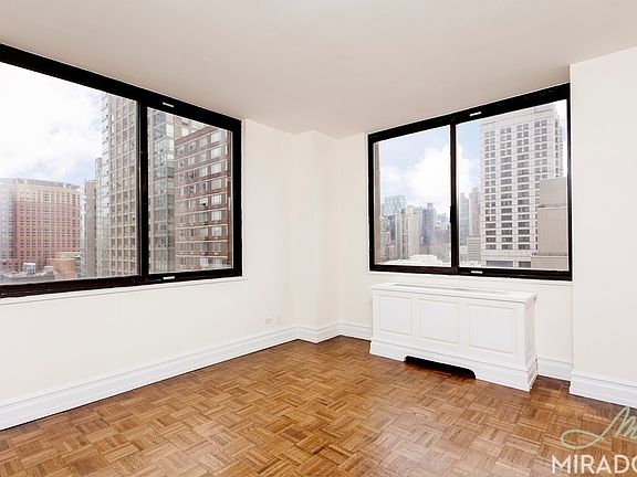5th image of 145 W 67th St APT 19G