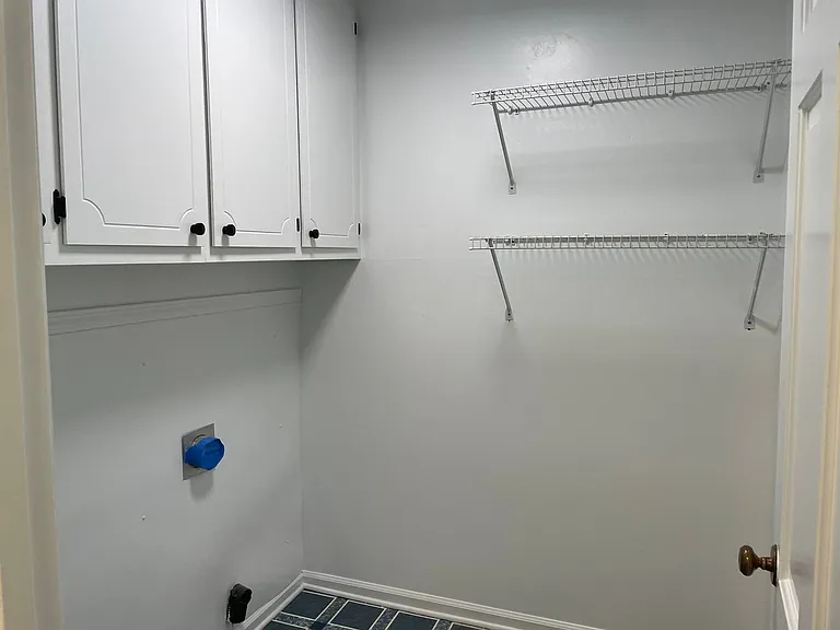 7942 Lake Vista Dr — Photo 21