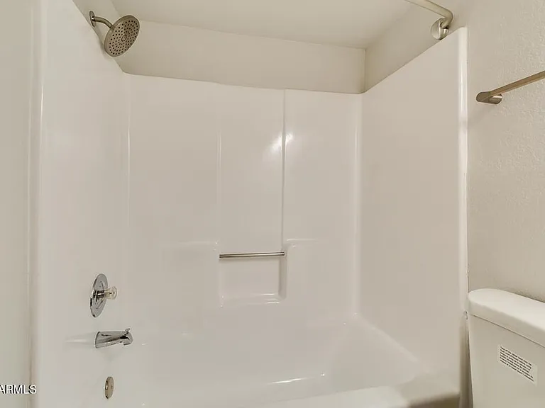 1645 N Date — Photo 12