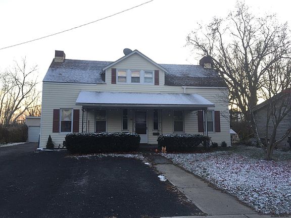 3rd image of 260 Mansion St