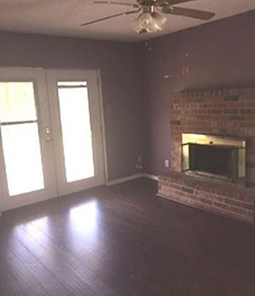 4th image of 165 Dianne Dr