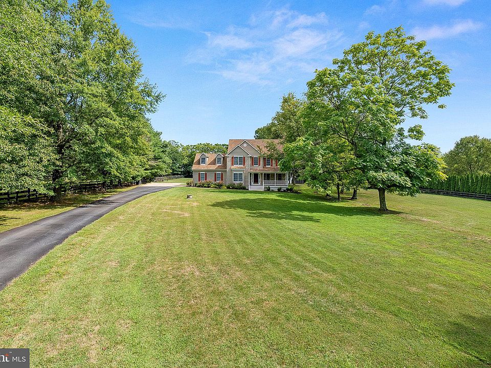 37809 Clearbrook Ln, Lovettsville, VA 20180 Zillow