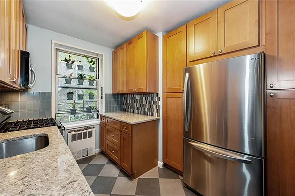 Sold by Ben Bay Realty Co. of Bay Ridge | media 26