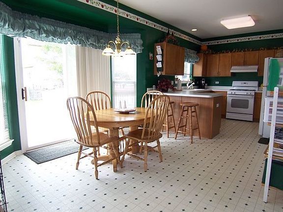 Spacious kitchen