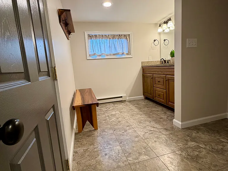 102 Sarvey Ln — Photo 36