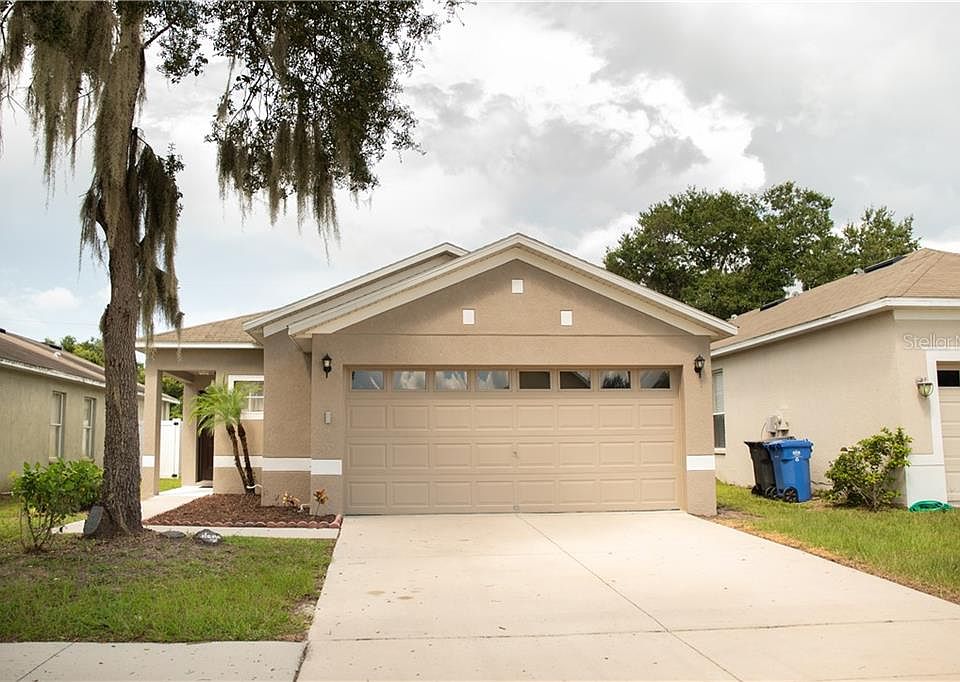 1st image of 8409 Deer Chase Dr