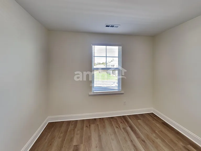 5319 Trust Dr — Photo 26