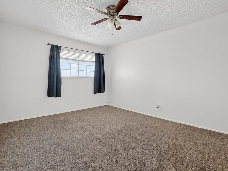 2615 Haynes Dr #B — Photo 16