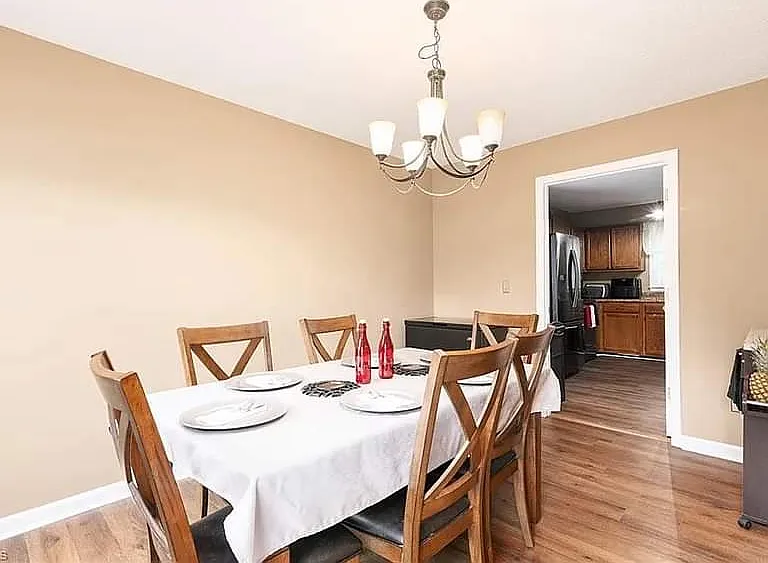 212 Glenview Dr — Photo 13