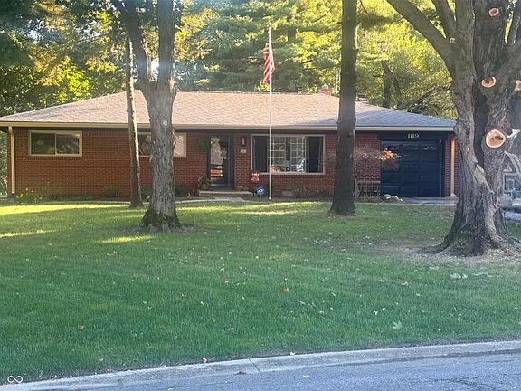 3rd image of 1119 E Cragmont Dr