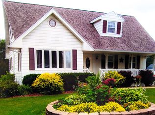 1254 5th St, Jesup, IA 50648