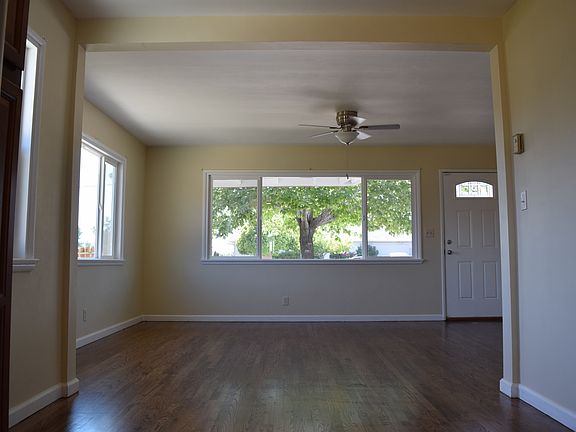4th image of 426 N Sunset Ave