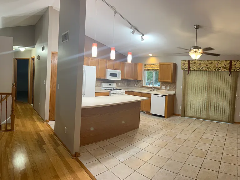 9819 271st Ave — Photo 5
