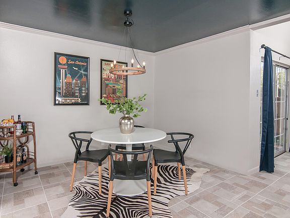 4th image of 5-102 Harrison Ave #5