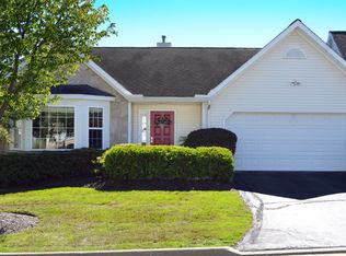 7524 Hillbrook Oval #23, Brecksville, OH