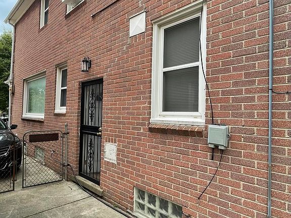 2nd image of 18475 Hartwell St