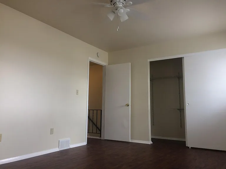 205 Wilson Pl #D — Photo 5