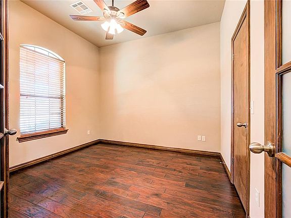4th image of 13604 S Drexel Ave