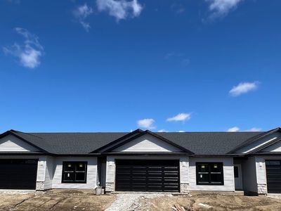 1704 Redbud Cir #101, Eldridge, IA, 52748