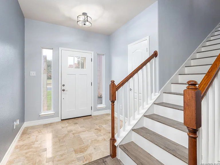 1206 Pinnacle Fls — Photo 2