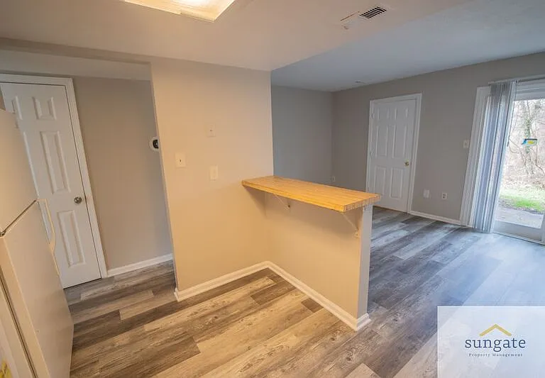 6449 Union Ct — Photo 9