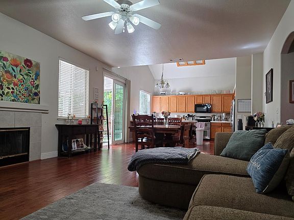 2nd image of 4191 Maddie Cir