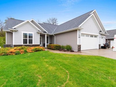 1347 LEAR LANE, De Pere, WI, 54115