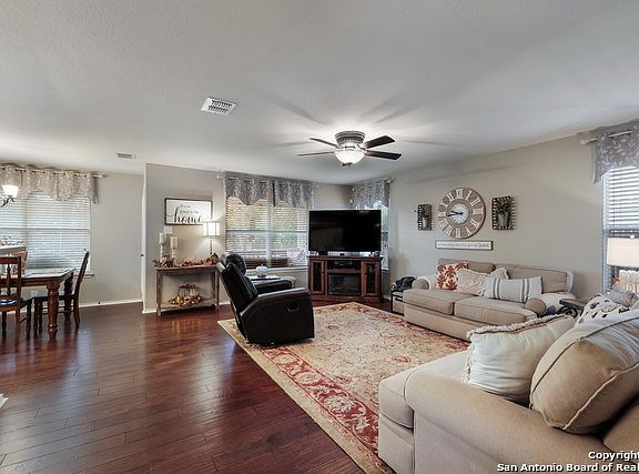 5th image of 7862 Bur Oak Way