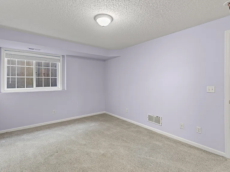 15734 Porchlight Ln — Photo 35