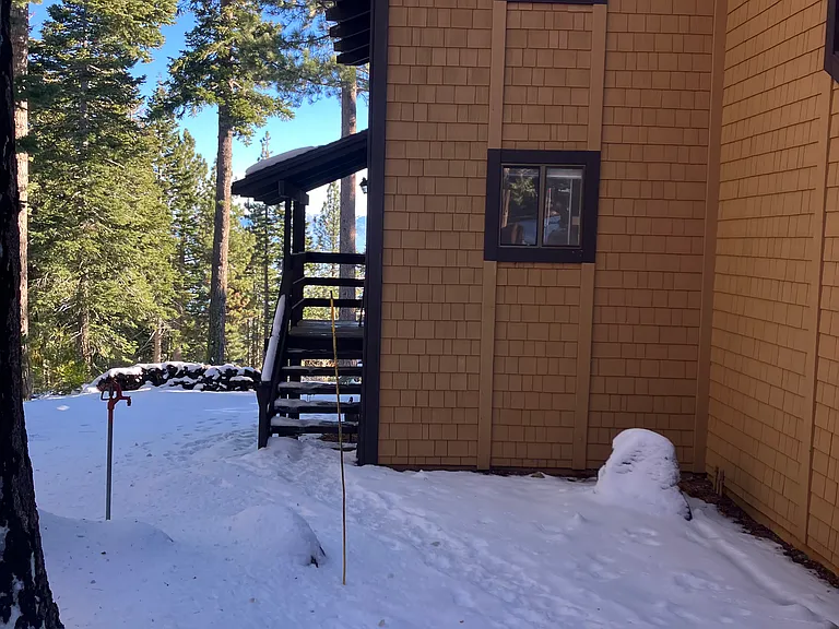 880 Pine Ridge Rd #1 — Photo 1
