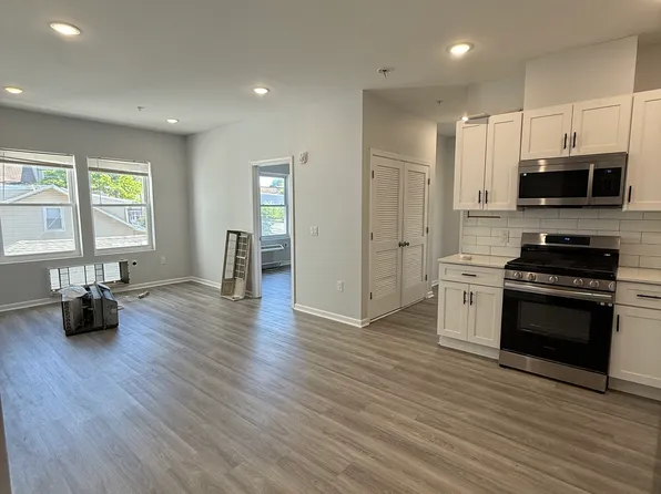 207 Redwood Ave, Paterson, NJ