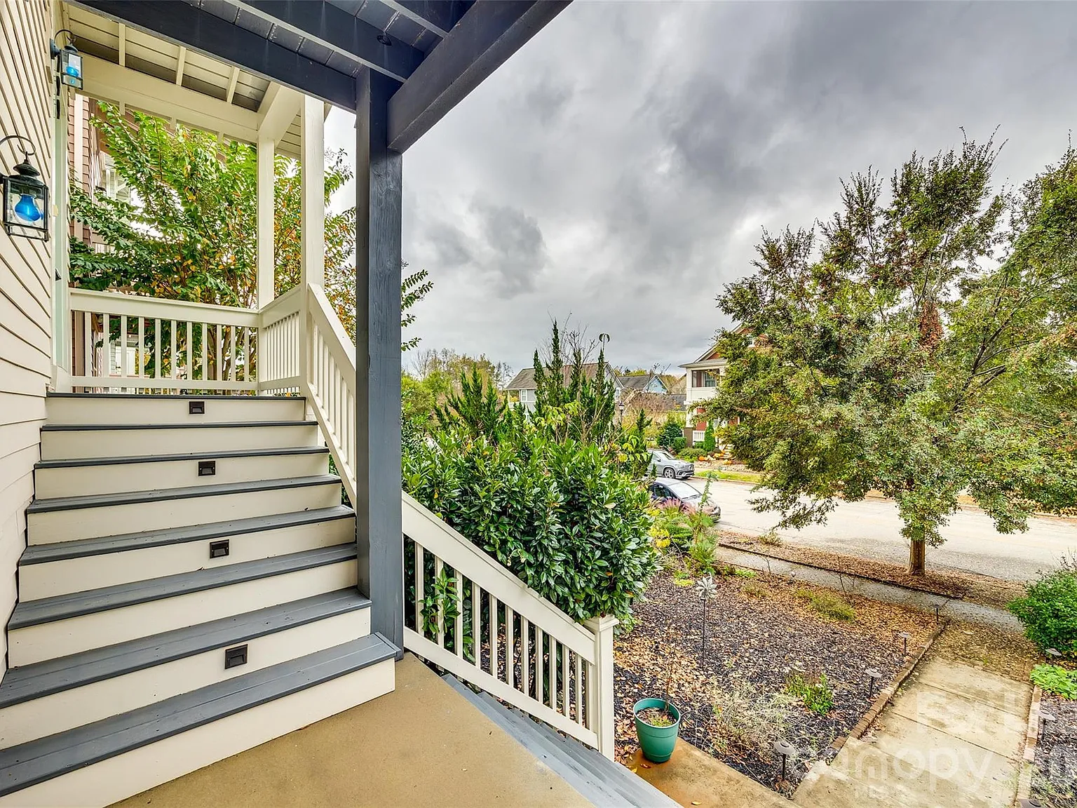 4 bed, 3.5 bath, 2545 sqft, $2,950 — Photo 3