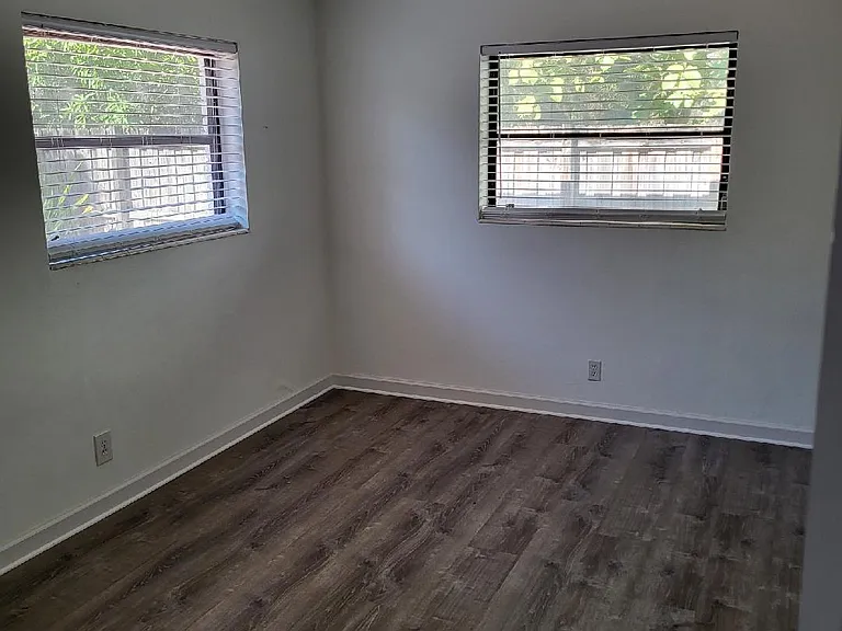 816 SW 14th Ave — Photo 6