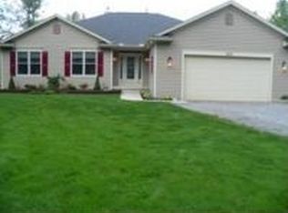 1630 Schoellkopf Rd, Lake View, NY 14085