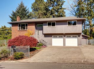 17290 SE Hanneman Ct, Gladstone, OR