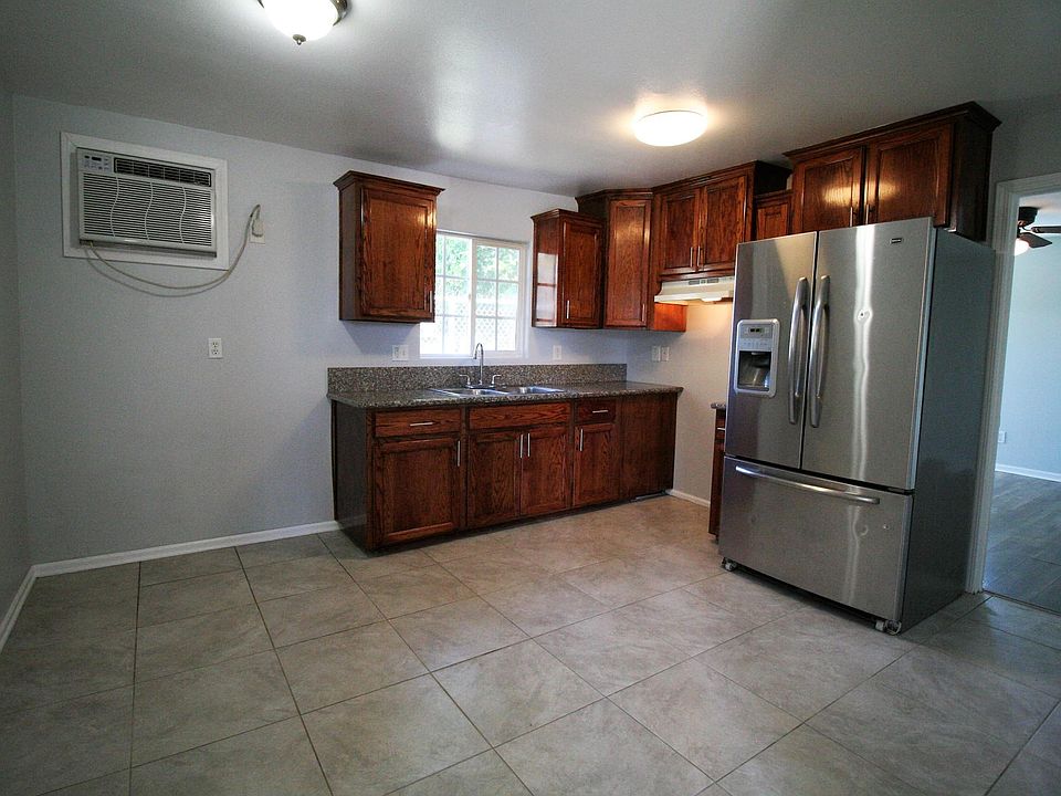 1st image of 262 S Avenue 17