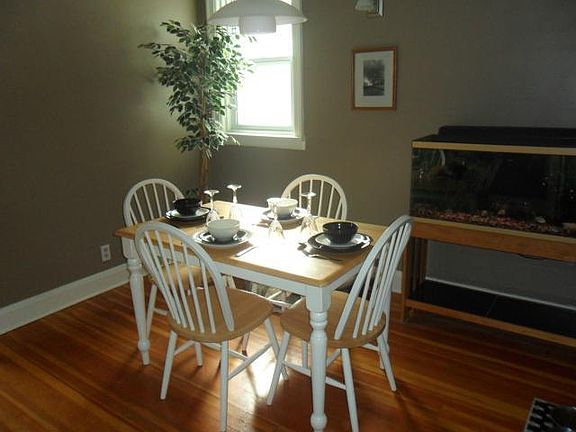 3rd image of 86 Cobourg Ave #86