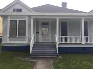 2407 General Pershing St, New Orleans, LA 70115