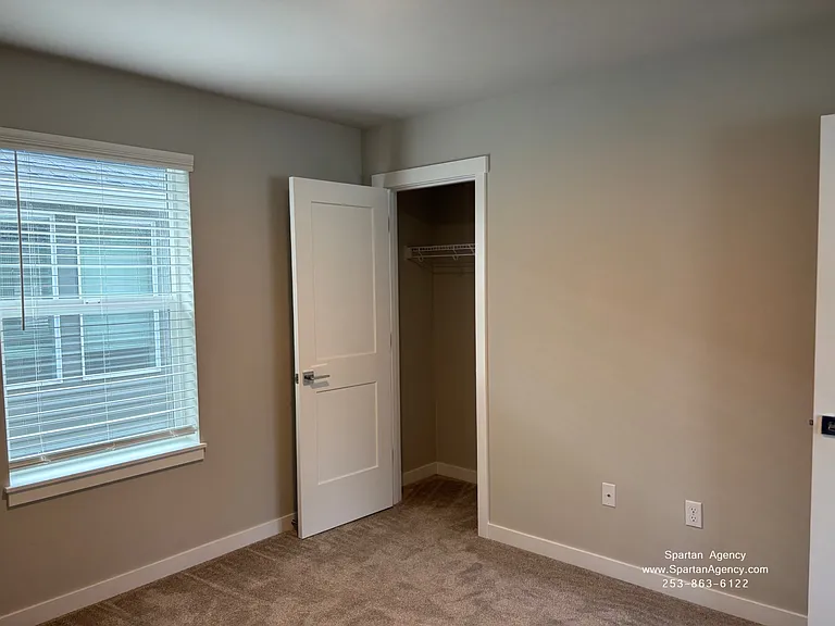 507 15th St SE #507 — Photo 16