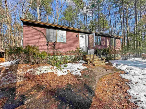 8 Park Street, Allenstown, NH 03275