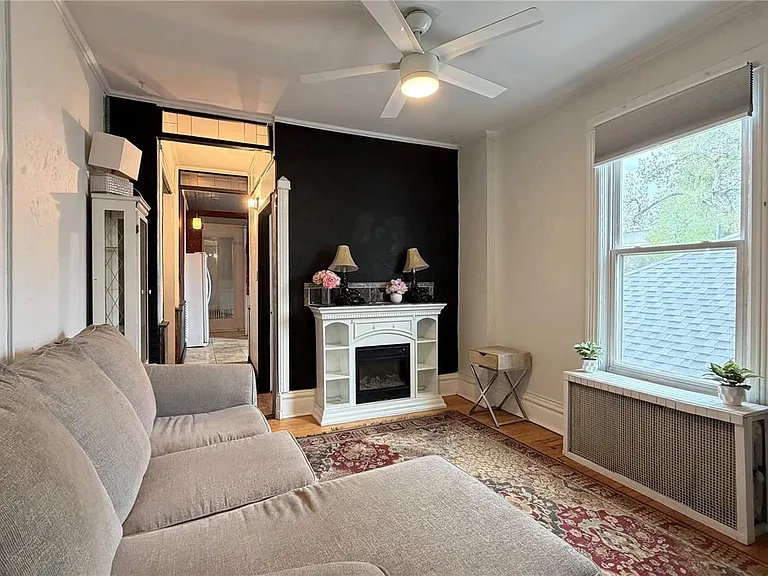 123 S Pennsylvania St #3 — Photo 3