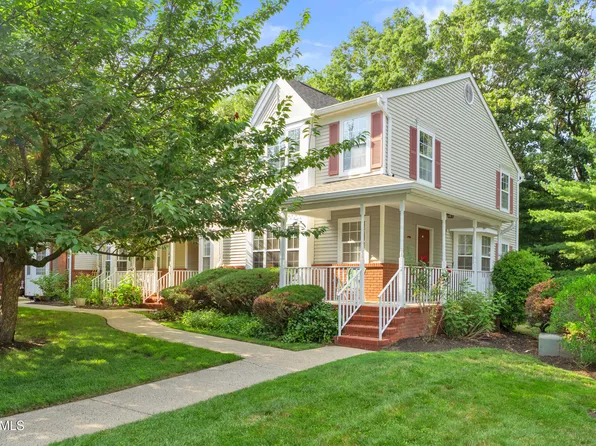 117 Lexington Court, Holmdel, NJ 07733
