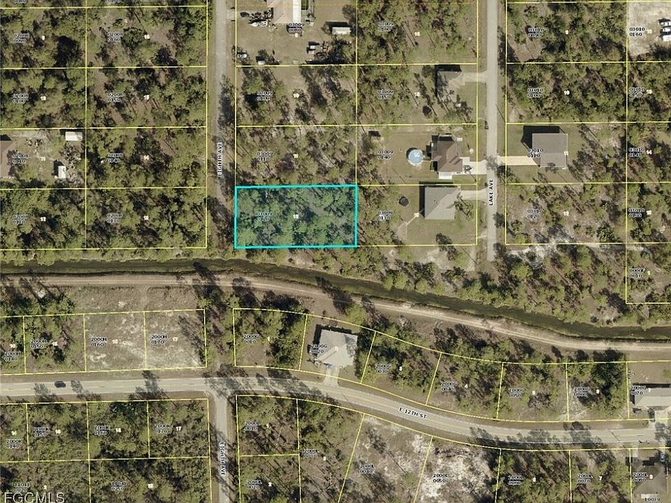 2nd image of 1204 8th Ave