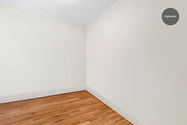 Rented by Triplemint | media 27