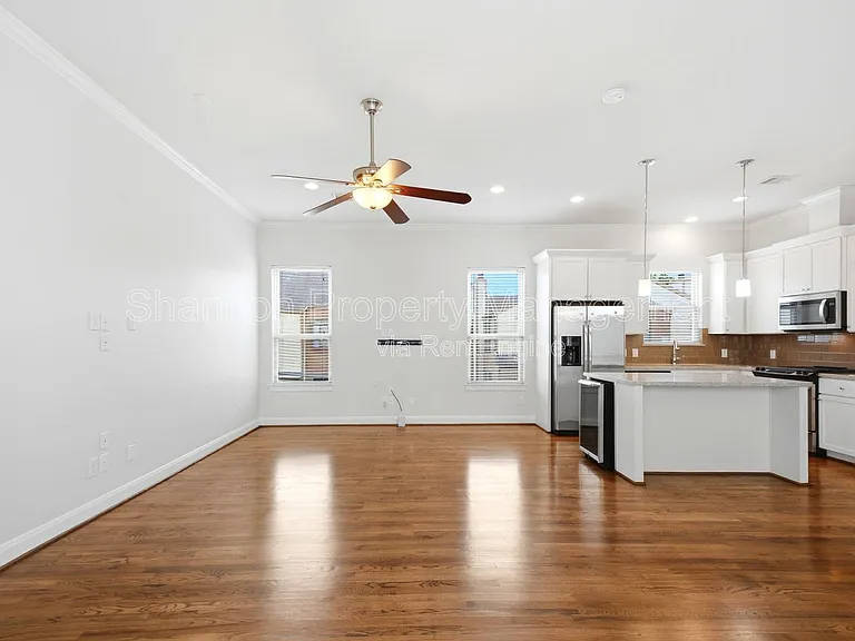 8239 Cambridge St — Photo 8
