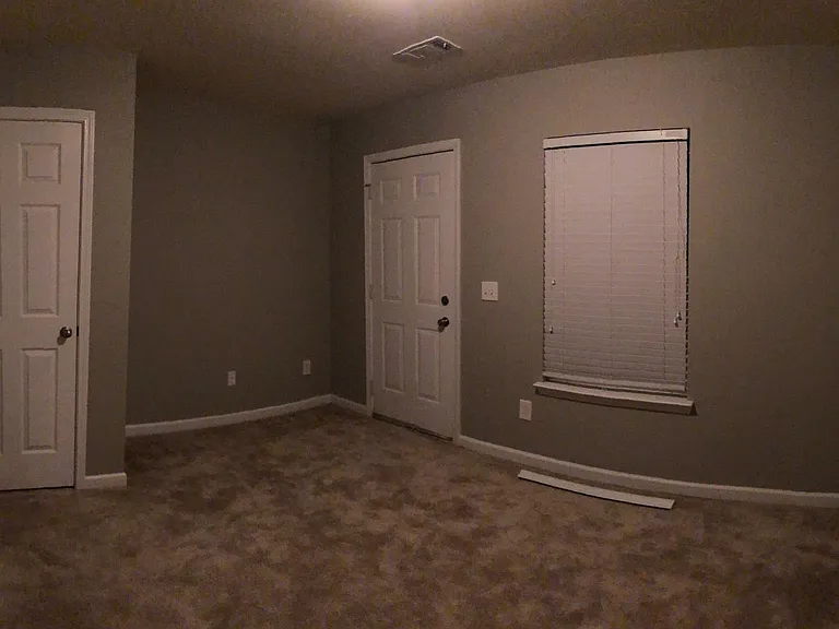 2484 Ivey Crest Cir — Photo 32