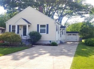 240 Root Rd, Lorain, OH 44052