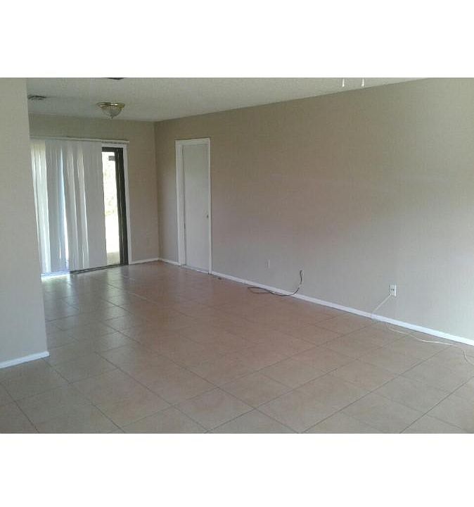 1st image of 2461 SE Gillette Ave