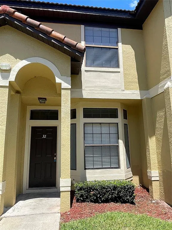 2 bed, 2.5 bath, 1400 sqft, $1,825 — Photo 3