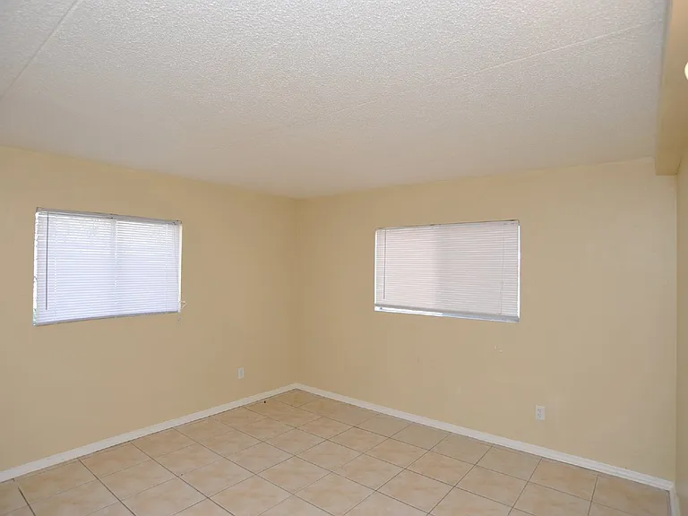 415 N Halifax Ave #103 — Photo 12